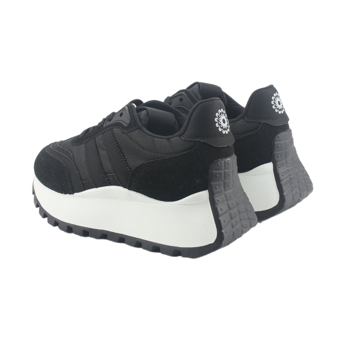 Zapatilla Chalada Mujer Pixa-5 Negro Urbano