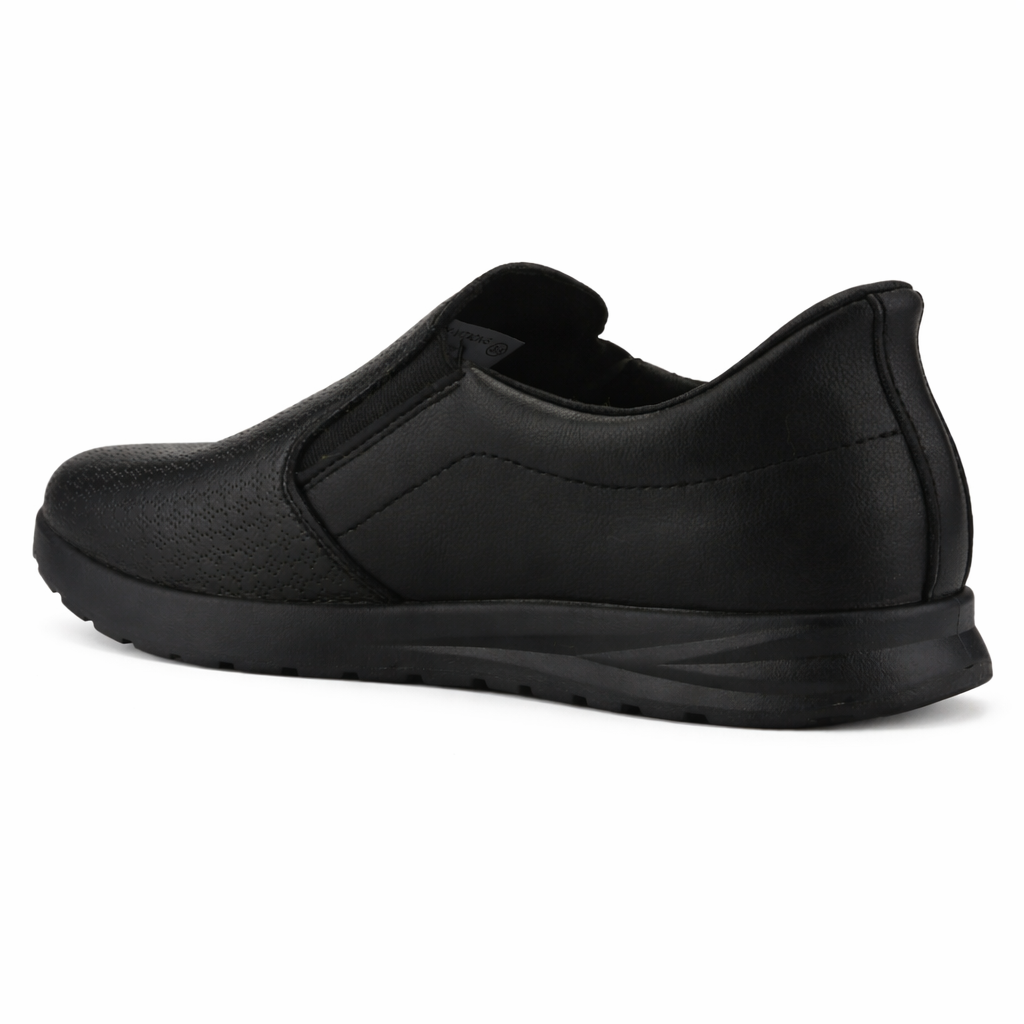 Zapatilla Negro Mujer Urbano Chalada Vitaon
