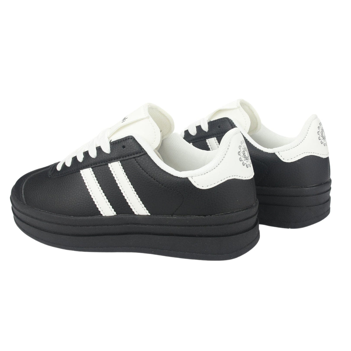 Zapatilla Chalada Mujer Andy-10 Negro Casual Zapatillas Urbanas Chalada 